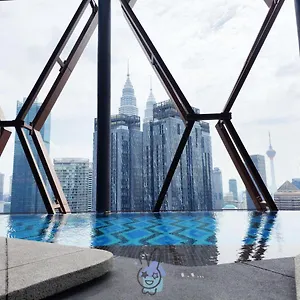 Scarletz Klcc By Starwood Lux Апарт-отель