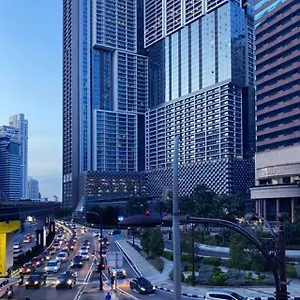 Klcc Beyond Hospitality Suites Platinum Homestay